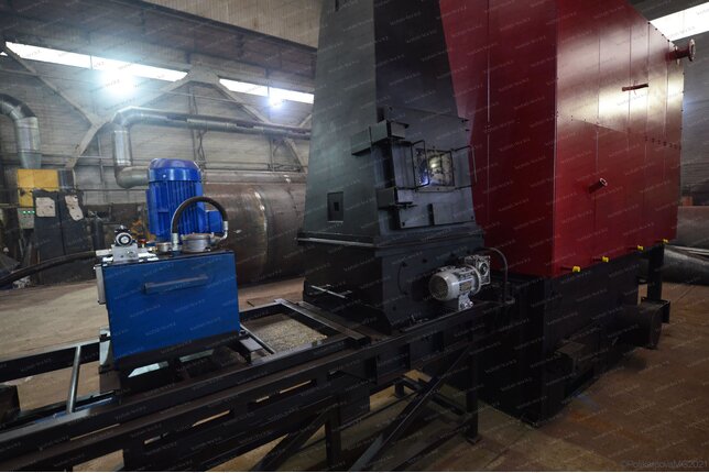 Питатель плунжерный котла 150 кВт на опилках